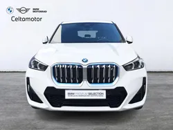 Alpinweiß (sólido) Usado 2023 BMW iX1 Comfort Edition SUV | 42.900 € (Precio justo)