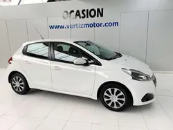 Blanco Usado 2019 Peugeot 208 Active Utilitario | 12.600 € (Precio justo)