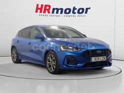 Azul Usado 2022 Ford Focus ST-Line Berlina | 17.950 € (Un poco caro)
