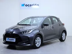 Gris Usado 2023 Mazda 2 Comfort Berlina | 22.990 € (Un poco caro)