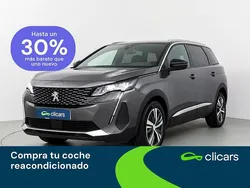 Gris / plata Usado 2024 Peugeot 5008 Allure Monovolumen | 25.490 € (Precio justo)