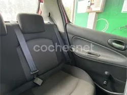 Rojo Usado 2008 Peugeot 206 Berlina | 2800 € (Buen precio)