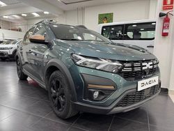 Verde Usado 2024 Dacia Sandero Extreme Utilitario | 17.500 € (Precio justo)