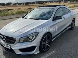 Gris / plata Usado 2013 Mercedes CLA250 AMG line Berlina | 21.500 € (Precio justo)