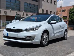 Blanco Usado 2014 Kia ProCeed Utilitario | 9500 € (Precio justo)