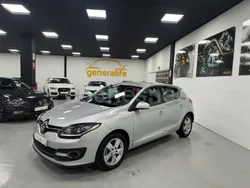 Gris / plata Usado 2015 Renault Mégane III Bose Edition Berlina | 9900 € (Precio justo)