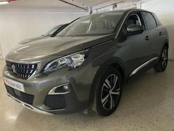 Usado 2017 Peugeot 3008 Allure | 9990 € (Super precio)