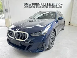 Azul Usado 2024 BMW 520 Comfort Edition Familiar | 62.900 €