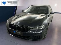 Negro Usado 2022 BMW 530e Comfort Edition Familiar | 46.990 €