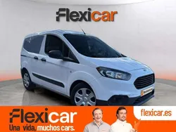 Amarillo Usado 2023 Ford Transit Titanium Monovolumen | 13.790 €