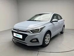 Plateado Usado 2018 Hyundai i20 Berlina | 13.500 € (Caro)