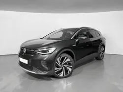 Gris manganeso metalizado con techo negro Usado 2024 VW ID.4 Pro SUV | 43.990 €