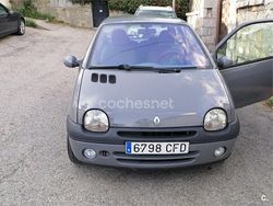Gris / plata Usado 2003 Renault Twingo Privilege Utilitario | 3000 €