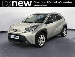 Gris Usado 2023 Toyota Aygo Play Utilitario | 11.614 € (Super precio)