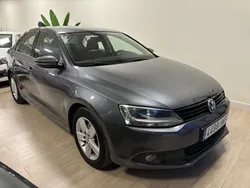 Gris Usado 2012 VW Jetta Advance Berlina | 8990 € (Caro)