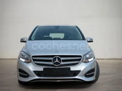Gris / plata Usado 2017 Mercedes B180 Monovolumen | 14.900 € (Super precio)