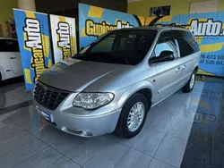 Gris Usado 2004 Chrysler Voyager Limited Monovolumen | 6400 € (Precio justo)