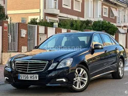Azul Usado 2010 Mercedes E350 Avantgarde Berlina | 8800 € (Precio justo)