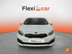 Blanco Usado 2017 Kia Ceed GT Berlina | 9490 € (Buen precio)