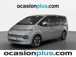 Gris plata Usado 2022 Hyundai Staria Van | 41.182 € (Precio justo)