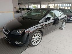 Negro Usado 2007 Ford Focus Cabriolet Titanium Descapotable | 8300 € (Precio justo)