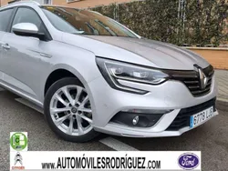 Plateado Usado 2020 Renault Mégane GrandTour Zen Familiar | 16.500 € (Precio justo)