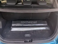 Azul Usado 2010 Kia Venga Utilitario | 5700 €