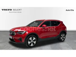Rojo Usado 2022 Volvo XC40 Core SUV | 34.500 € (Precio justo)