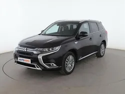 Usado 2020 Mitsubishi Outlander SUV | 23.099 € (Un poco caro)