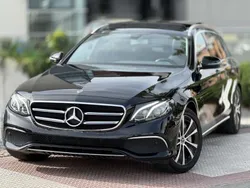 Negro Usado 2019 Mercedes E300 Familiar | 25.990 € (Super precio)