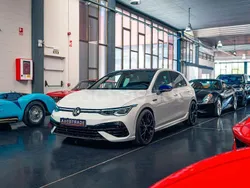 Blanco Usado 2023 VW Golf VIII R Berlina | 55.000 €