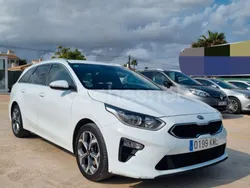 Blanco Usado 2019 Kia Ceed Familiar | 13.900 €
