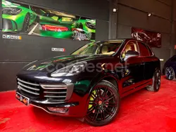 Negro Usado 2015 Porsche Cayenne Turbo SUV | 34.890 €