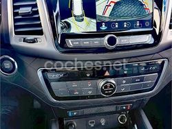 Gris / plata Usado 2018 Ssangyong (KGM) Rexton SUV | 17.000 € (Precio justo)