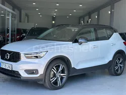 Gris / plata Usado 2021 Volvo XC40 R-Design SUV | 31.000 € (Precio justo)
