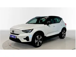 Blanco Usado 2023 Volvo XC40 Plus SUV | 41.500 € (Un poco caro)