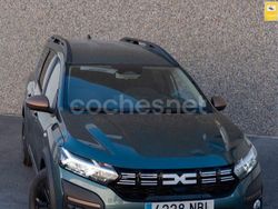 Verde Nuevo 2025 Dacia Jogger Extreme Monovolumen | 20.990 € (Precio justo)