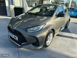 Bronce Usado 2023 Mazda 2 Comfort Berlina | 22.990 €