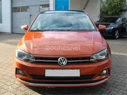 Naranja Usado 2020 VW Polo Beats Berlina | 17.000 € (Un poco caro)
