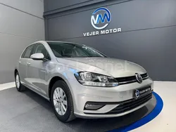 Gris / plata Usado 2019 VW Golf VII Advance Berlina | 14.900 € (Precio justo)