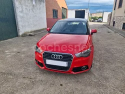 Rojo Usado 2013 Audi A1 Sportback Ambition Utilitario | 8900 € (Buen precio)