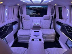 Negro Usado 2023 Mercedes V300 Avantgarde Monovolumen | 144.900 €