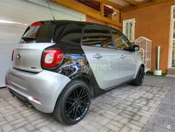 Gris / plata Usado 2016 Smart ForFour Passion Berlina | 10.400 € (Precio justo)