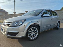 Gris / plata Usado 2004 Opel Astra Elegance Berlina | 3200 € (Precio justo)