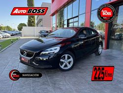 Negro Usado 2019 Volvo V40 Momentum Familiar | 15.950 € (Precio justo)