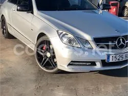Gris / plata Usado 2011 Mercedes E200 Coupe | 14.500 € (Buen precio)