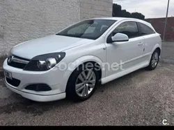 Blanco Usado 2010 Opel Astra GTC Sport Berlina | 4200 € (Precio justo)