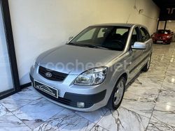 Gris / plata Usado 2006 Kia Rio EX Berlina | 4990 € (Un poco caro)