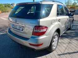 Beige Usado 2008 Mercedes ML280 SUV | 8900 € (Precio justo)