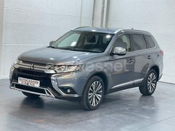 Gris / plata Usado 2019 Mitsubishi Outlander Motion SUV | 17.800 € (Buen precio)